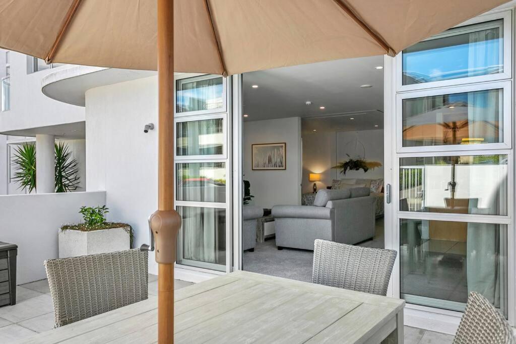 Waimahana - Luxury By The Lake Lago Lago Taupo Exterior foto